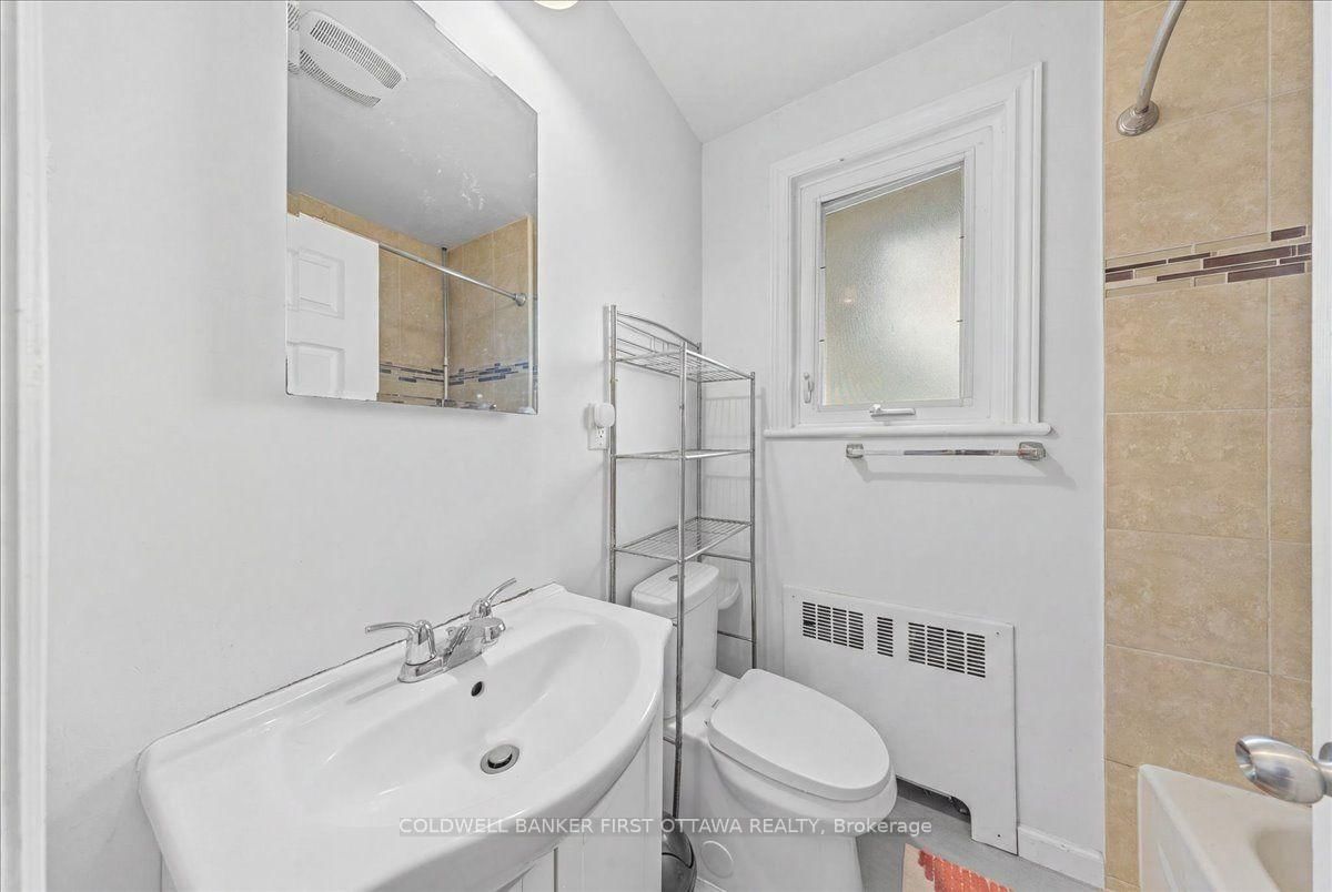 20 PRIMROSE Avenue • Ottawa, ON photo 12