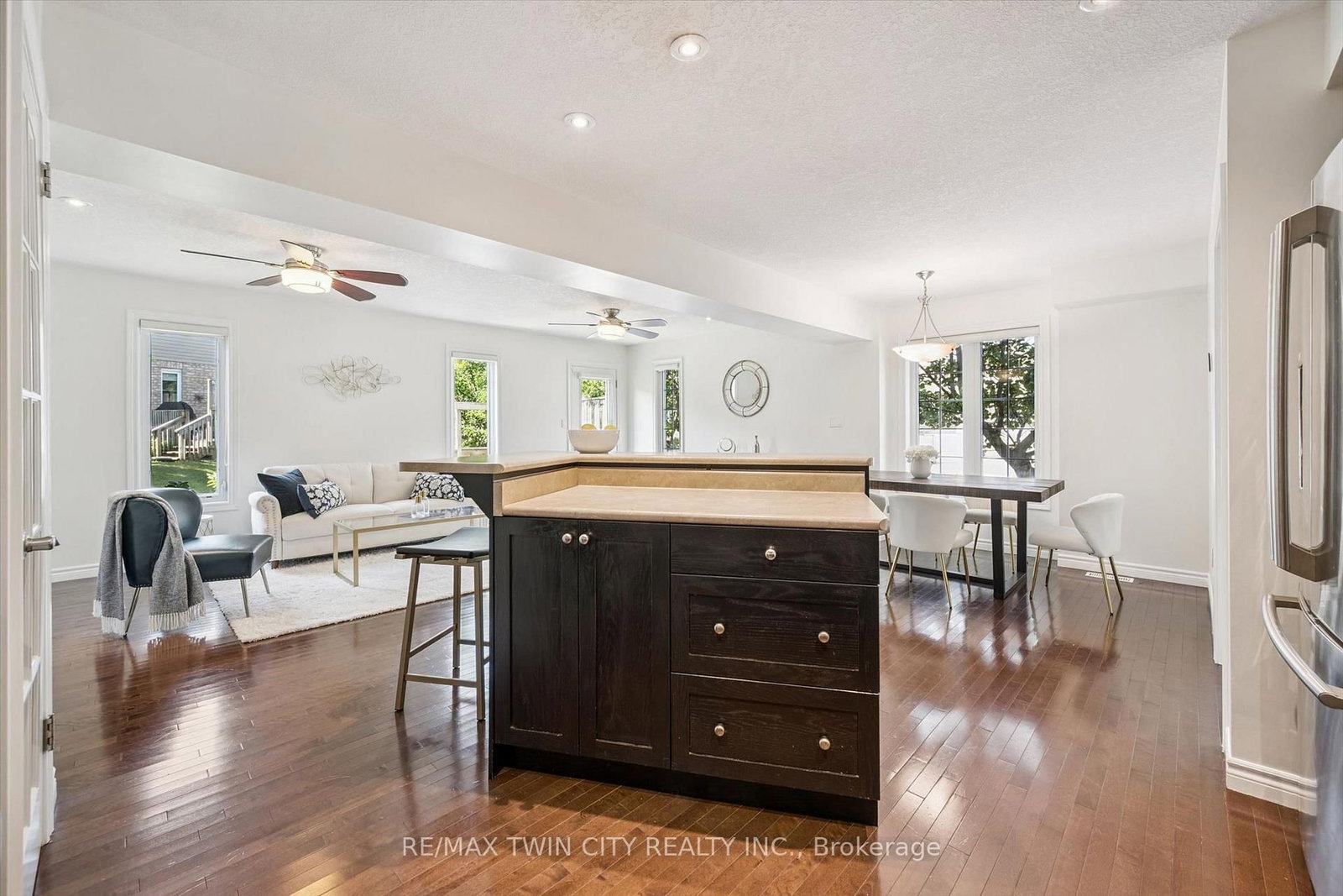 555 Chablis Drive • #36 • Waterloo, ON photo 18