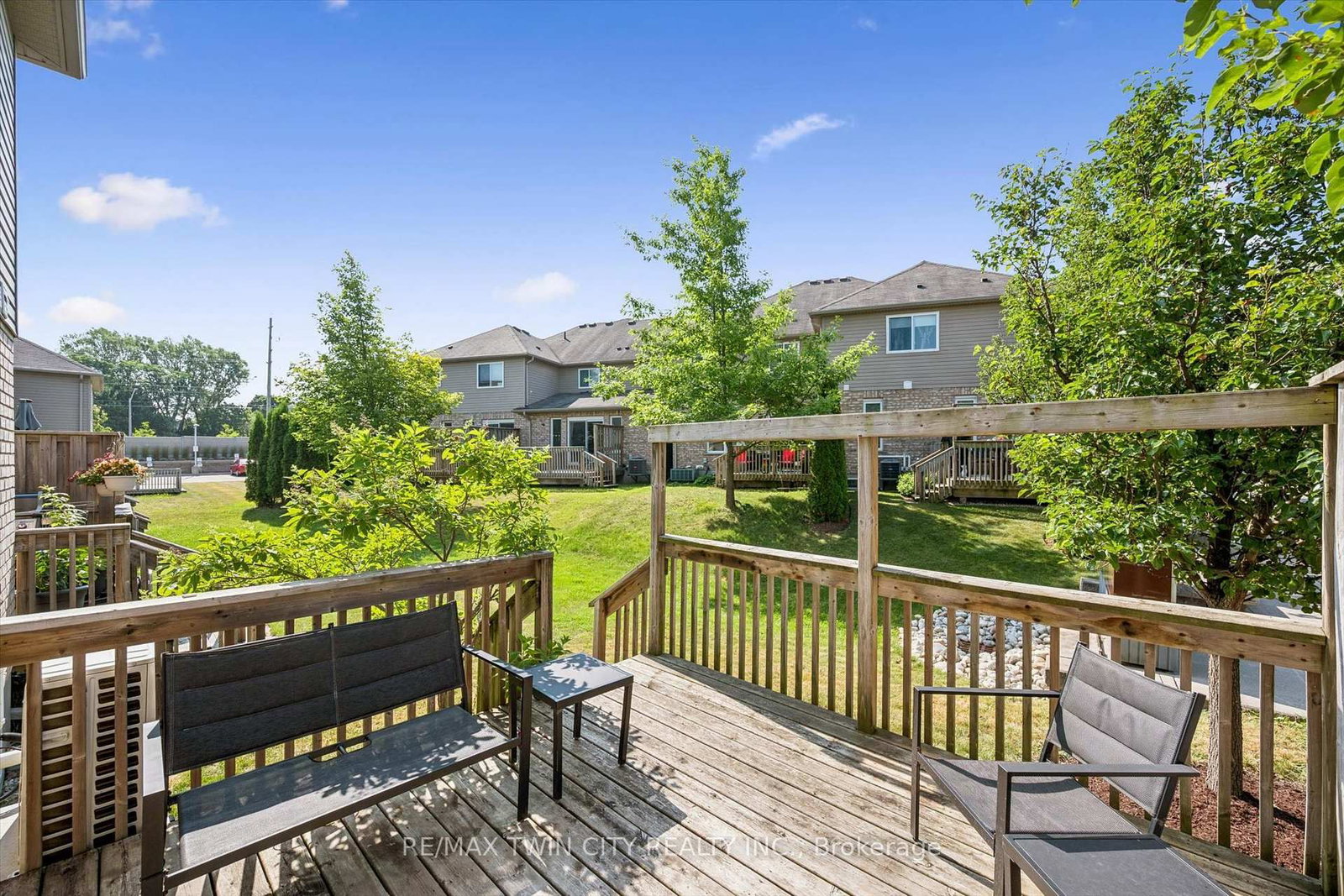 555 Chablis Drive • #36 • Waterloo, ON photo 40