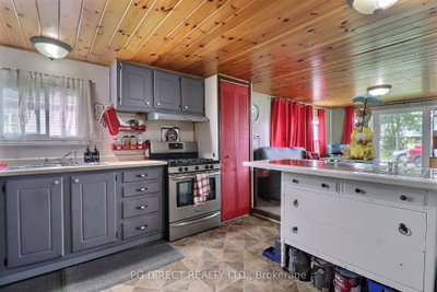 200 Agnes Street • #15 • Thames Centre, ON photo 4