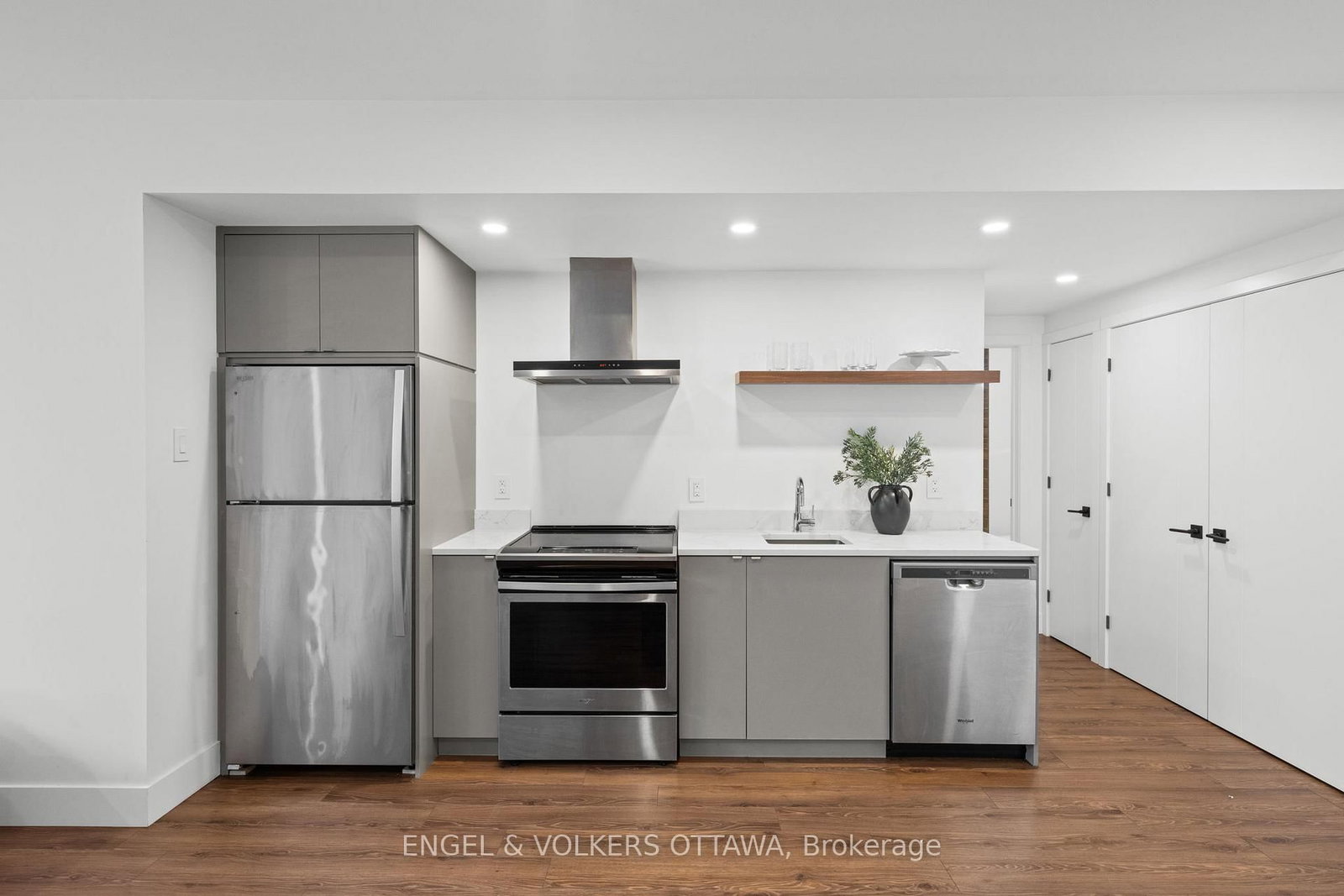 620 Rowanwood Avenue • Ottawa, ON photo 33