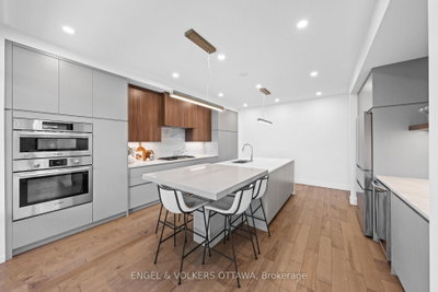 620 Rowanwood Avenue • Ottawa, ON photo 9