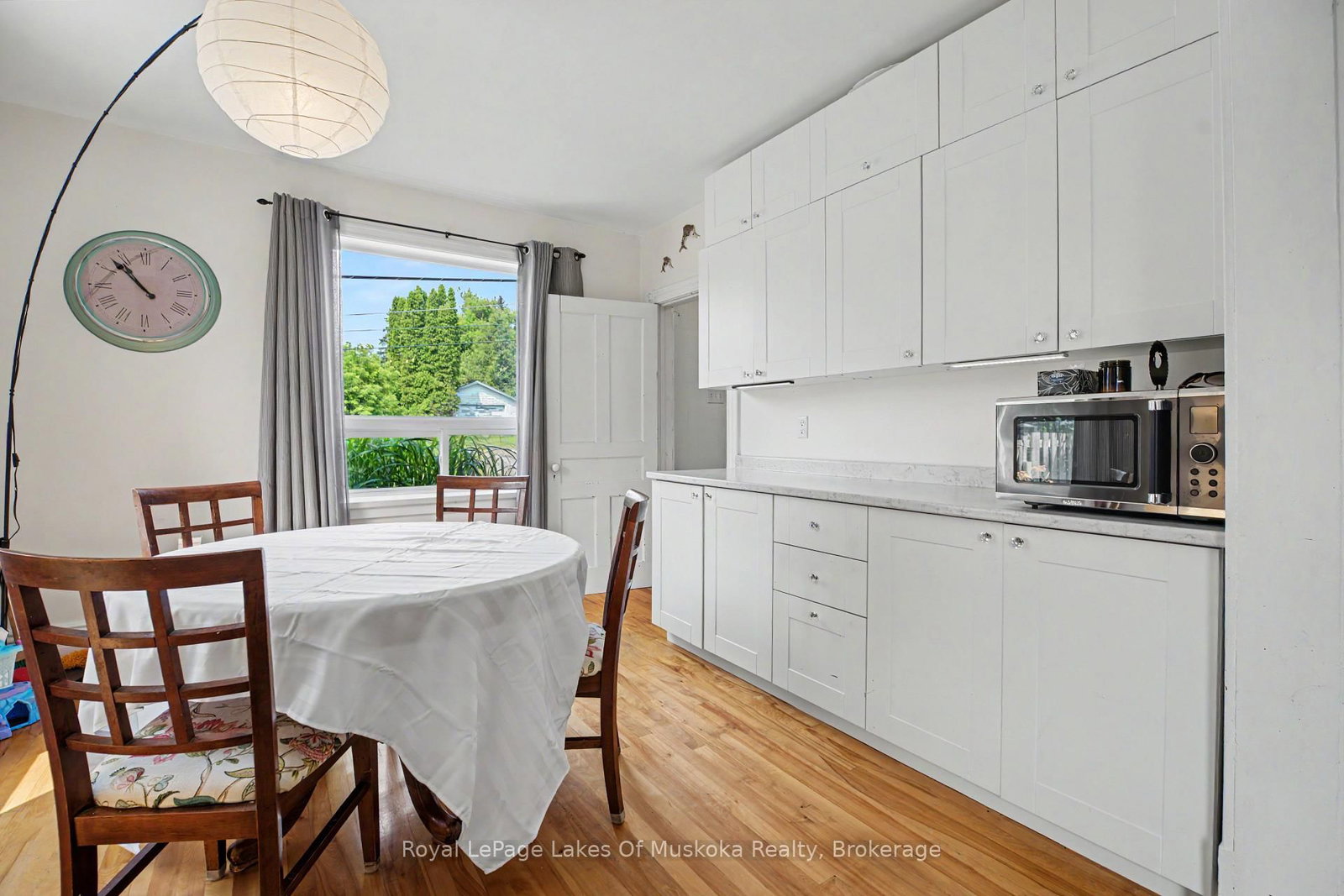 152 Main Street • Burk's Falls, ON photo 11