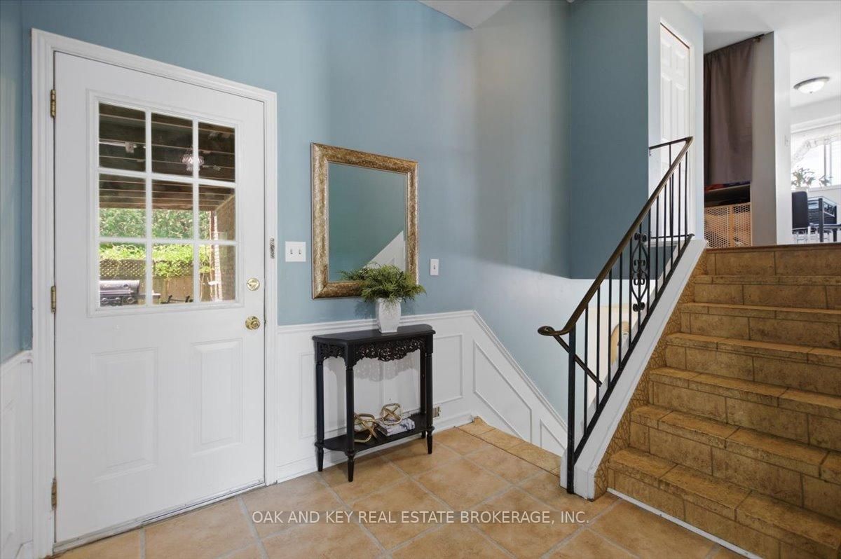 24 Harrow Court • London South, ON photo 4