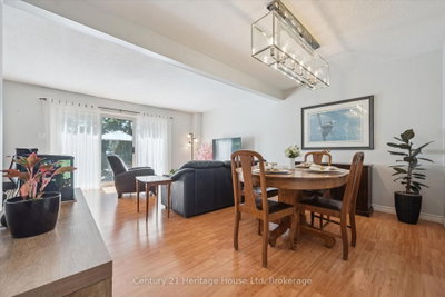 201 SILVERCREEK N 15 Parkway • Guelph, ON photo 2