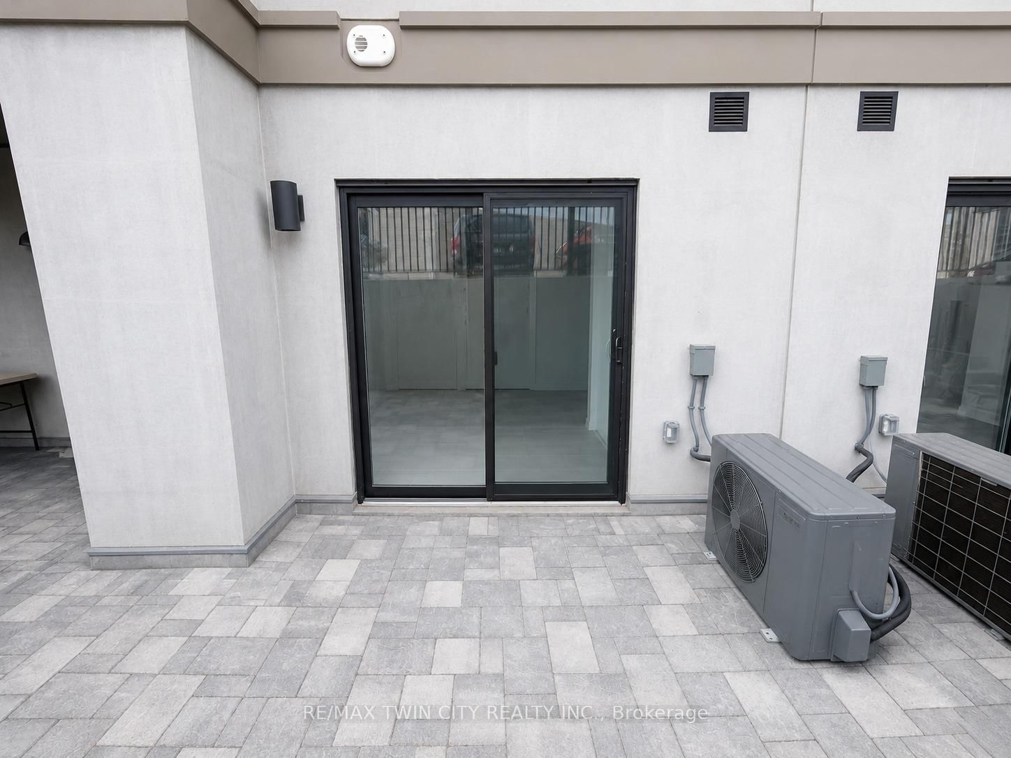 25 Palace Street • #Q24 • Kitchener, ON photo 13