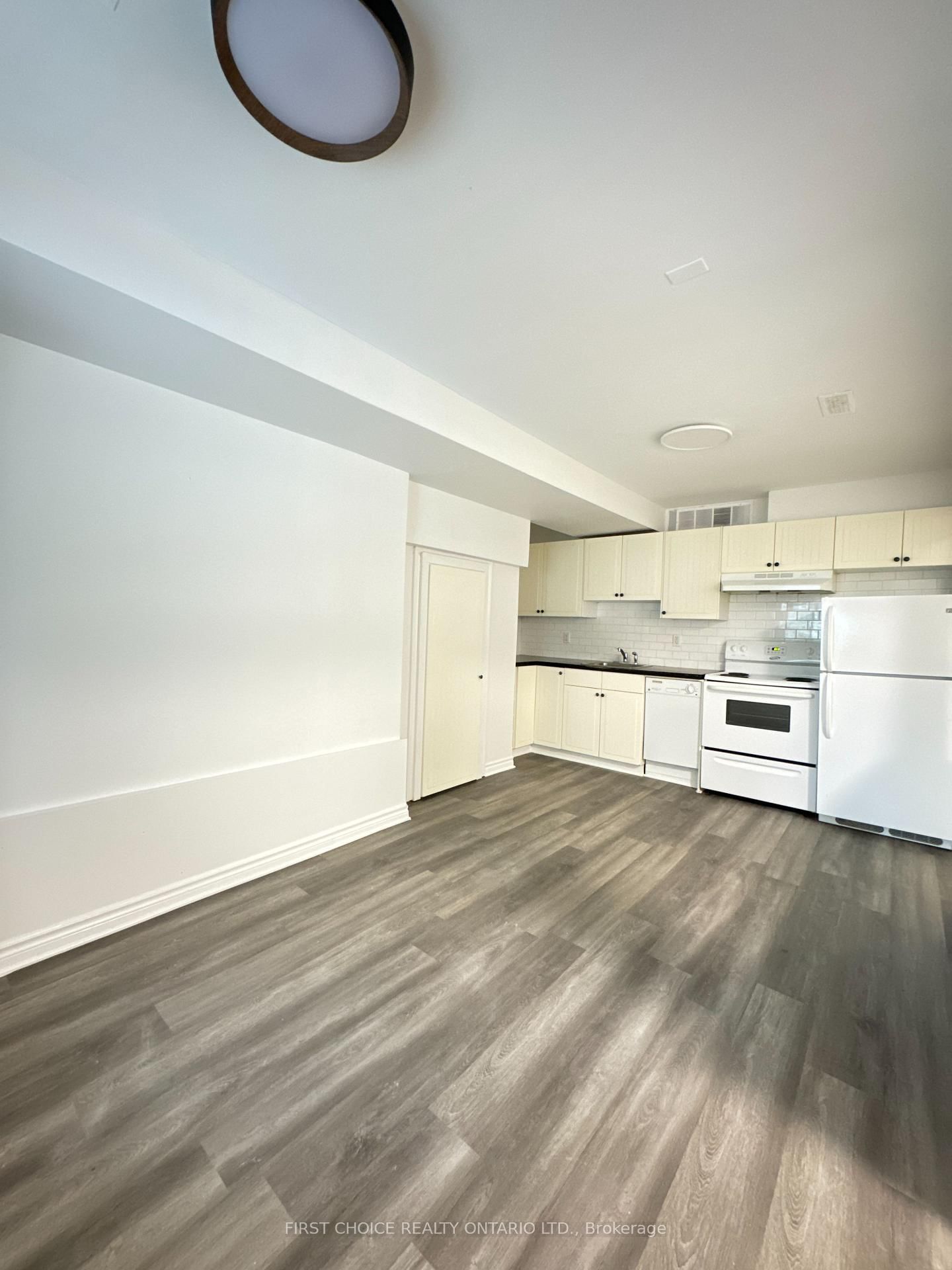 64 Genest Street • Ottawa, ON photo 30