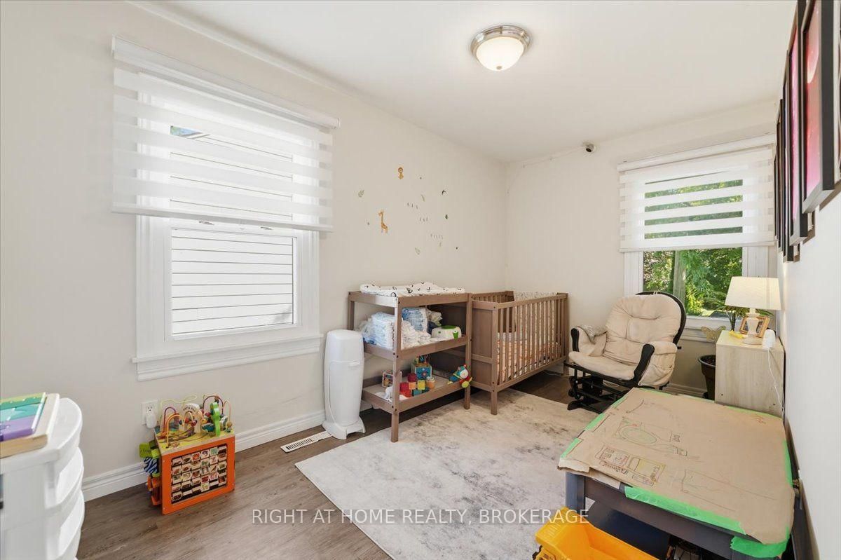63 Plymouth Avenue • St. Catharines, ON photo 19