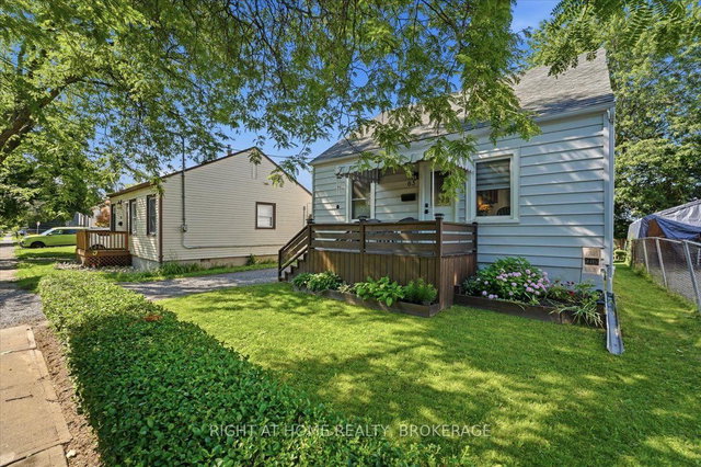 63 Plymouth Avenue