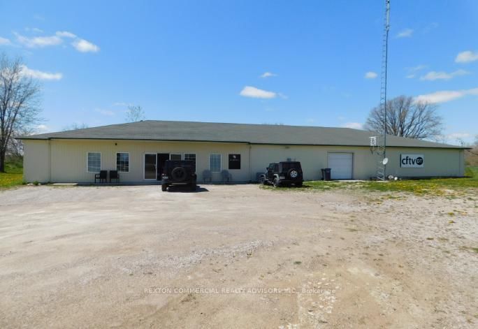3165 South Talbot Road, Kingsville