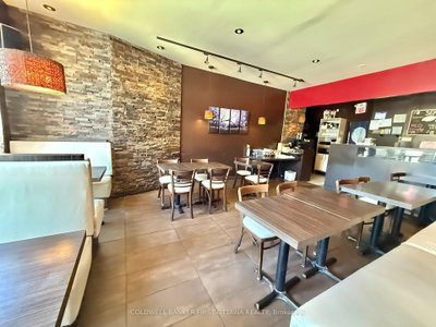 690-B Somerset Street W — photo 6