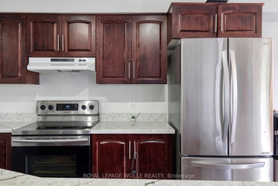 264 Vincent Drive — more photos