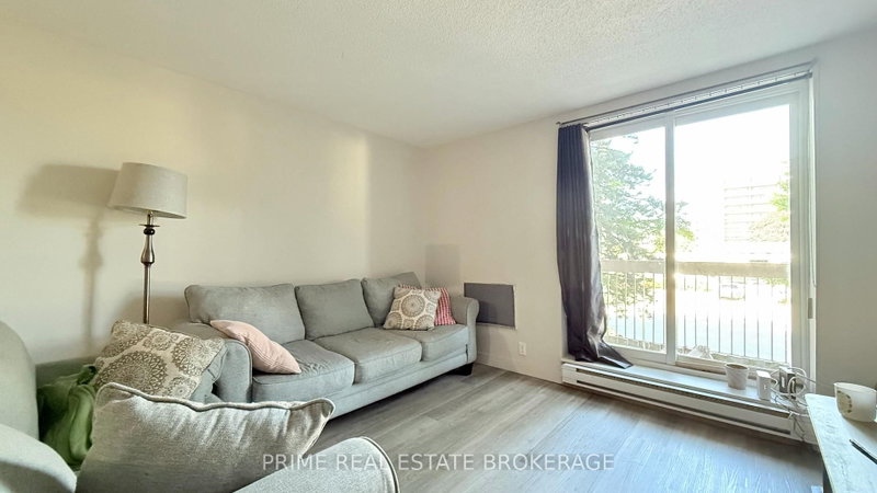 204 - 626 First Street