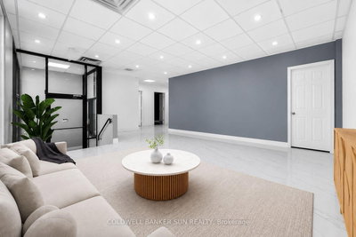 290 Dundas Street — photo 5
