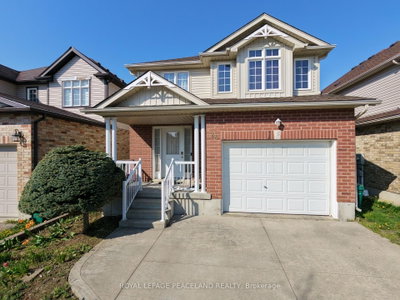 28 Lemon Grass Street