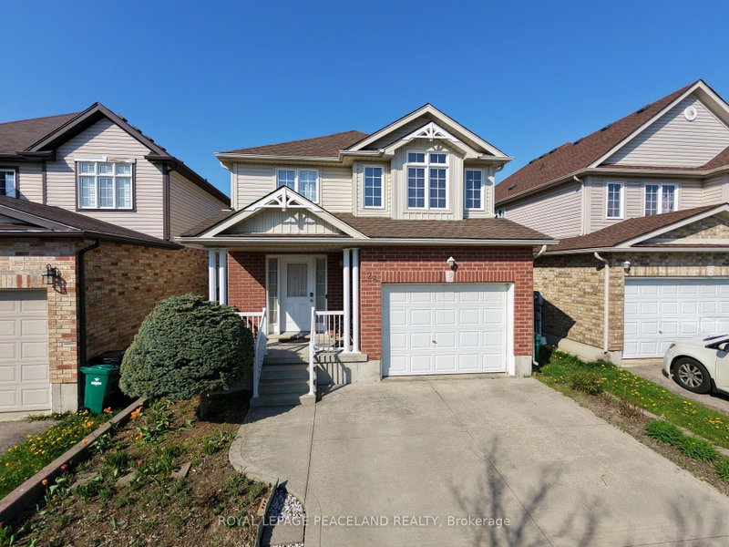 28 Lemon Grass Street