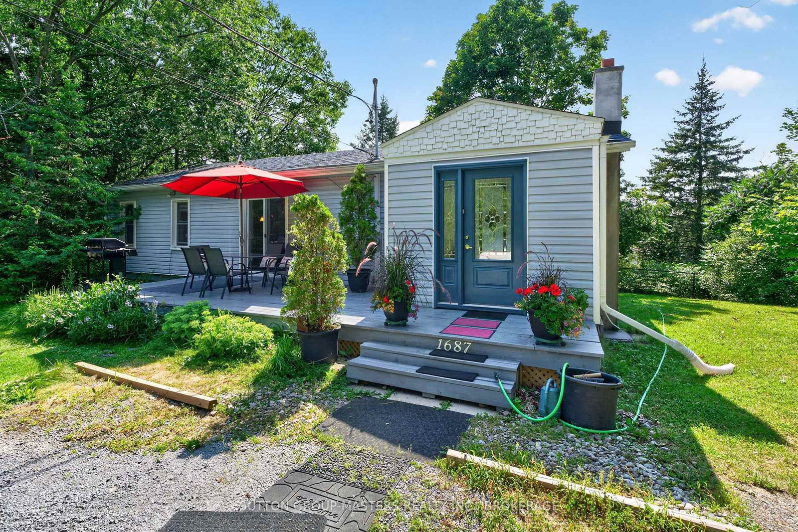 1687 Harten Lane • Kingston, ON photo 1