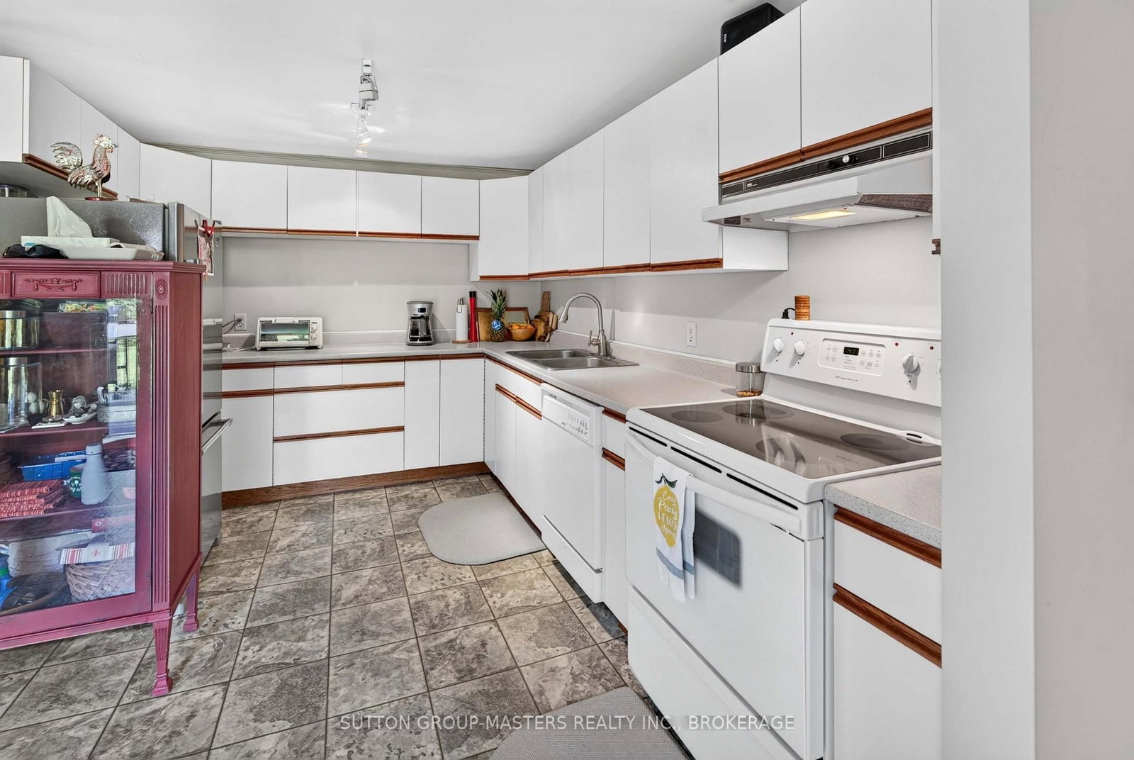 1687 Harten Lane • Kingston, ON photo 20