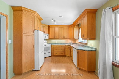 66 Masterson Drive • St. Catharines, ON photo 9