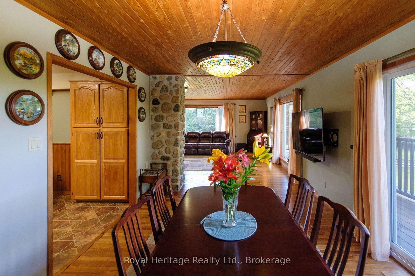 497 Mooney Road • Bancroft, ON photo 5