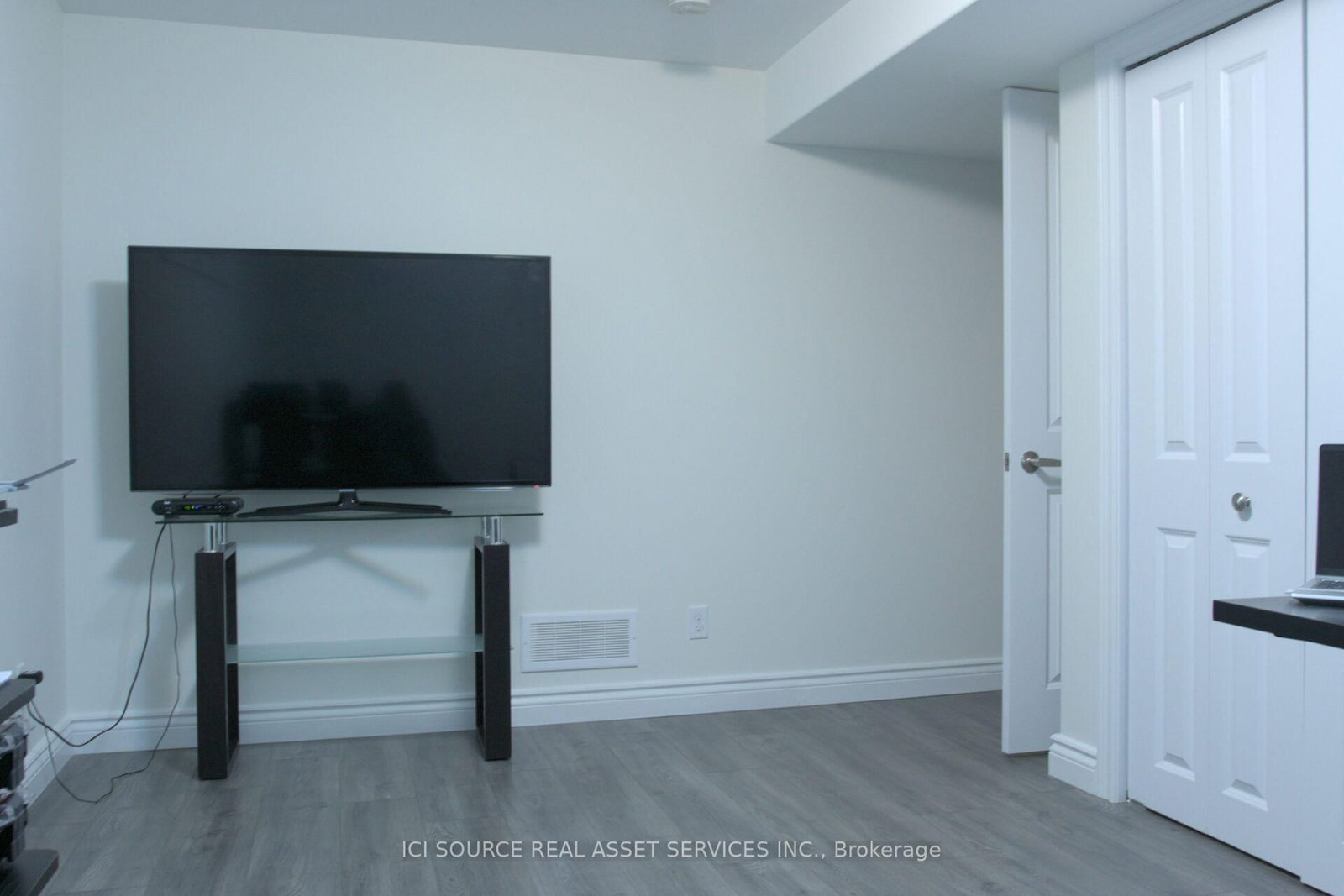 50 Deacon Place • Belleville, ON photo 19