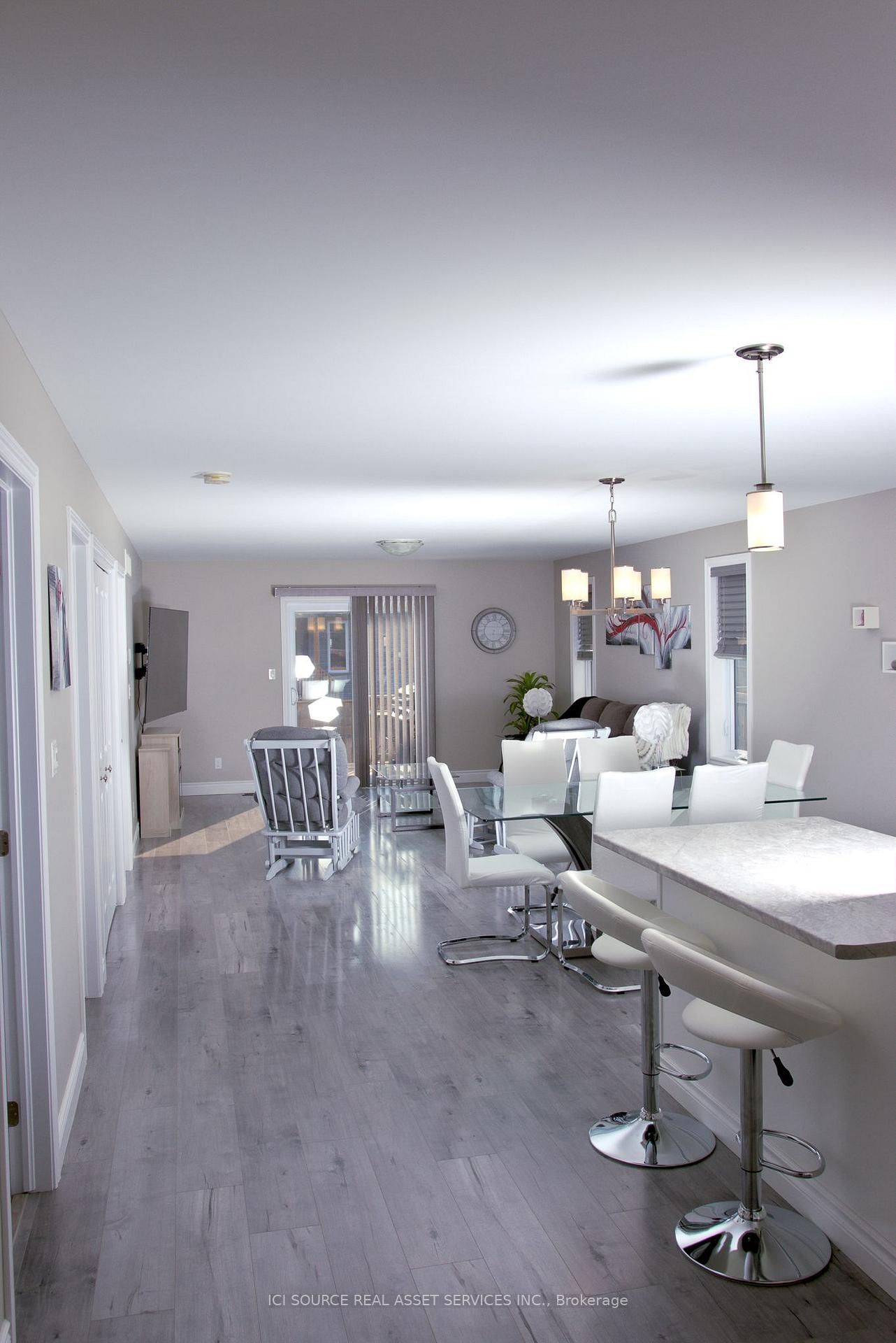 50 Deacon Place • Belleville, ON photo 3