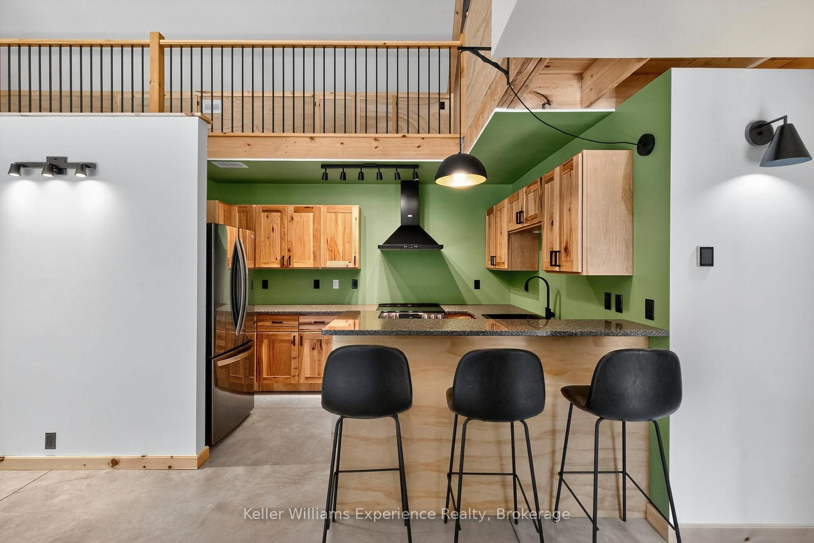 Listing Image 9