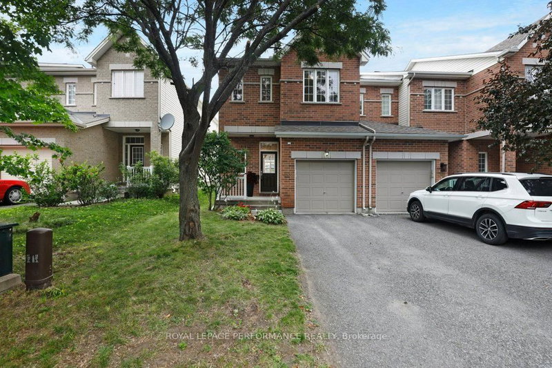 306 Waymark Crescent, Kanata