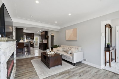 127 Tragina Avenue S • Hamilton, ON photo 8