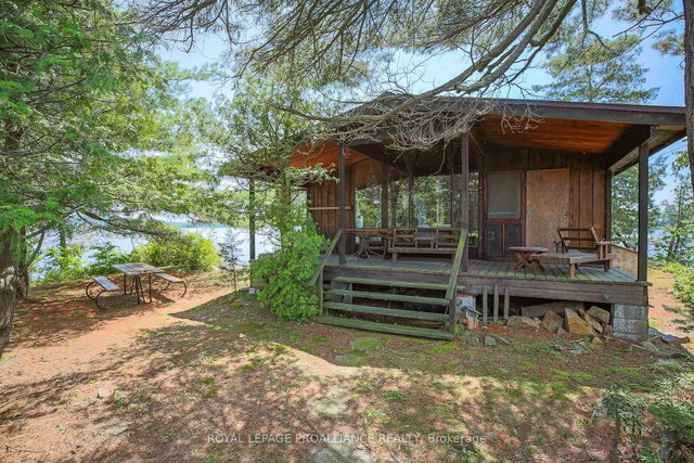 1 Spice Island