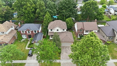 39 Martinet Avenue — photo 3