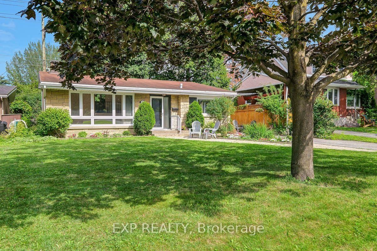 1473 Chomley Crescent • Ottawa, ON photo 3