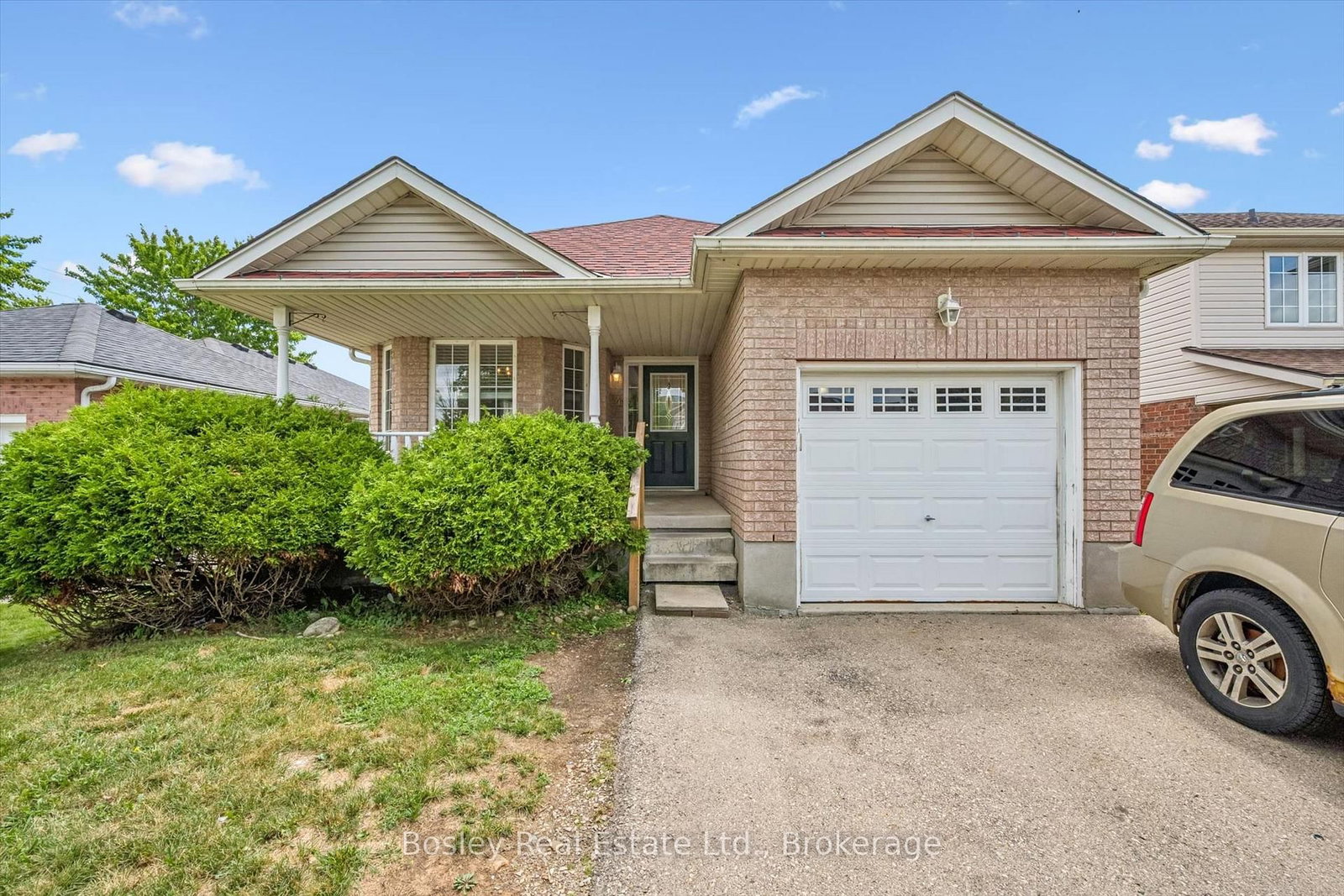 4 Hayward Crescent • Guelph, ON photo 3