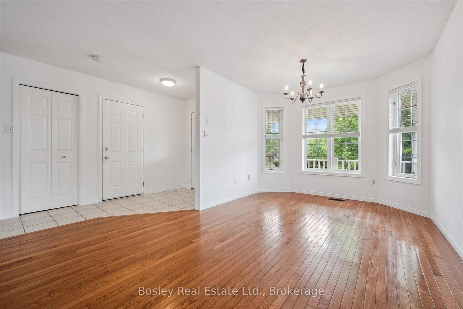 4 Hayward Crescent • Guelph, ON photo 8