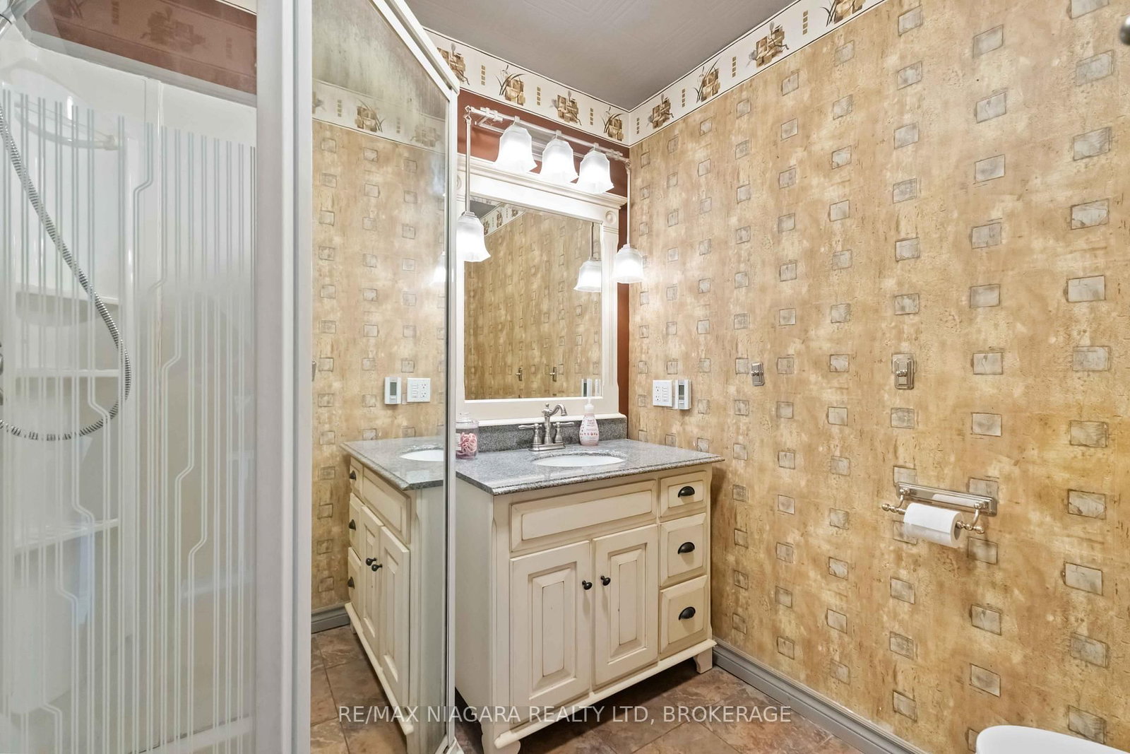 1671 Third Street Louth Street • St. Catharines, ON photo 14