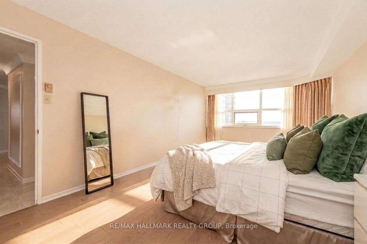 1510 Riverside Drive • #1702 • Ottawa, ON photo 25
