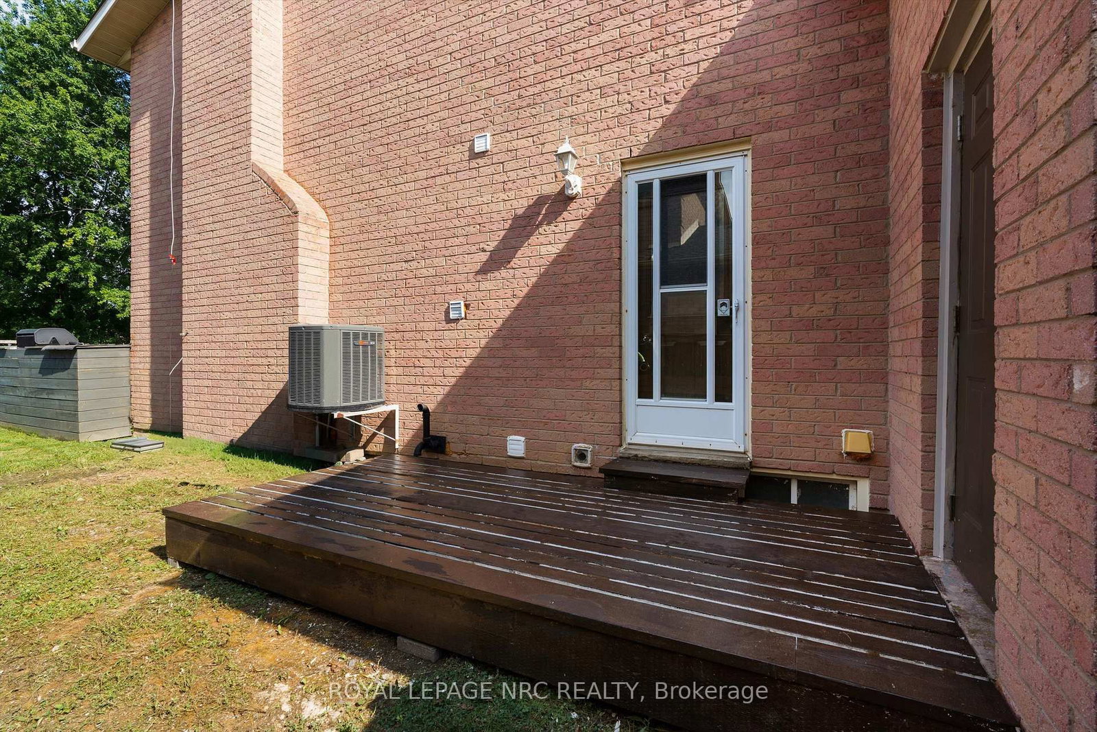 Listing Image 43