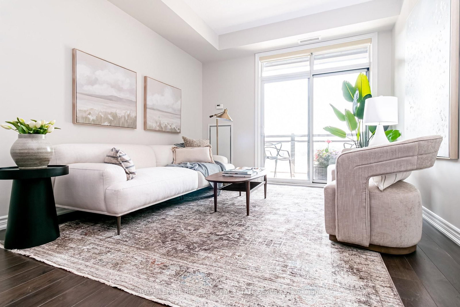 Condo for sale at 221-35 Southshore Crescent, Hamilton, Ontario, L8E 0J2 - Lakeshore - MLS: X13596934