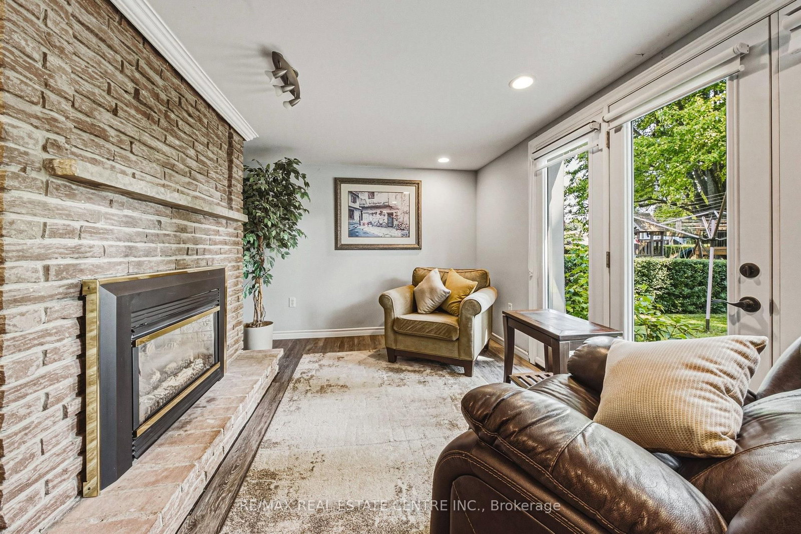 1821 Biscayne Drive • Cambridge, ON photo 21