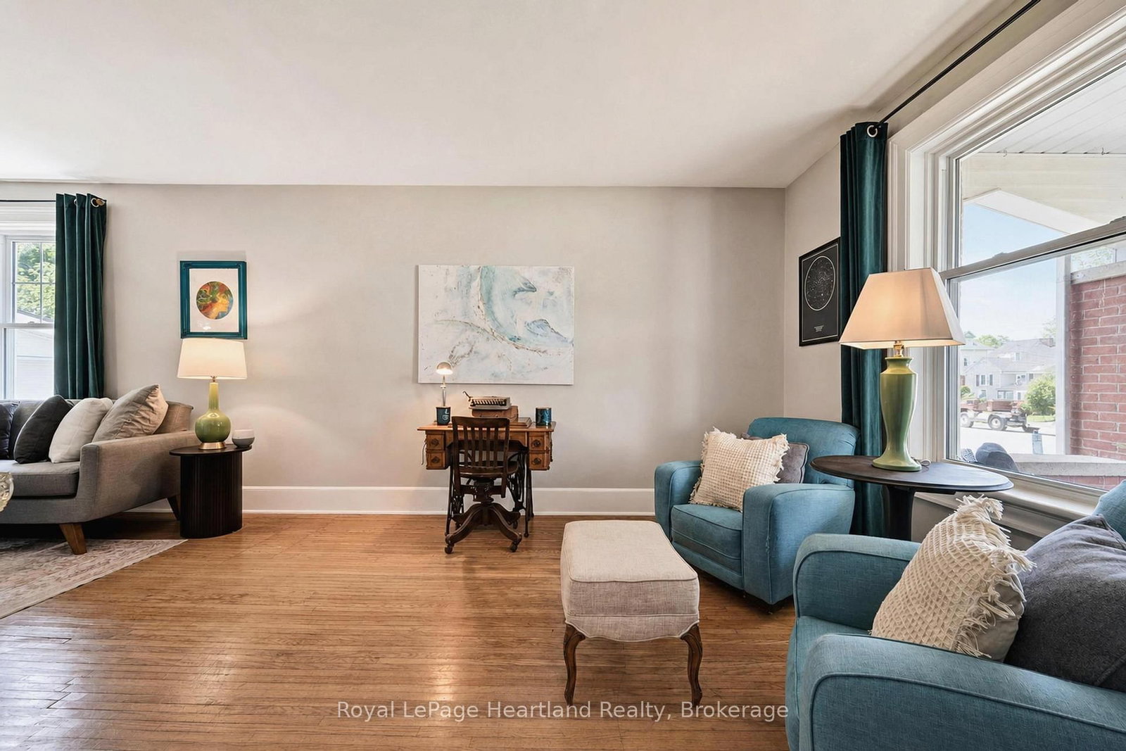 114 ELGIN Avenue E • Goderich, ON photo 8