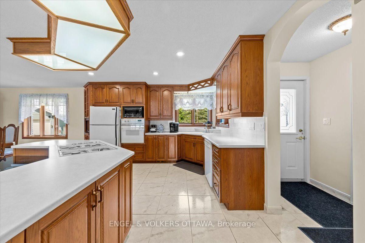 3805 Big Rideau Lake Road • Rideau Lakes, ON photo 12