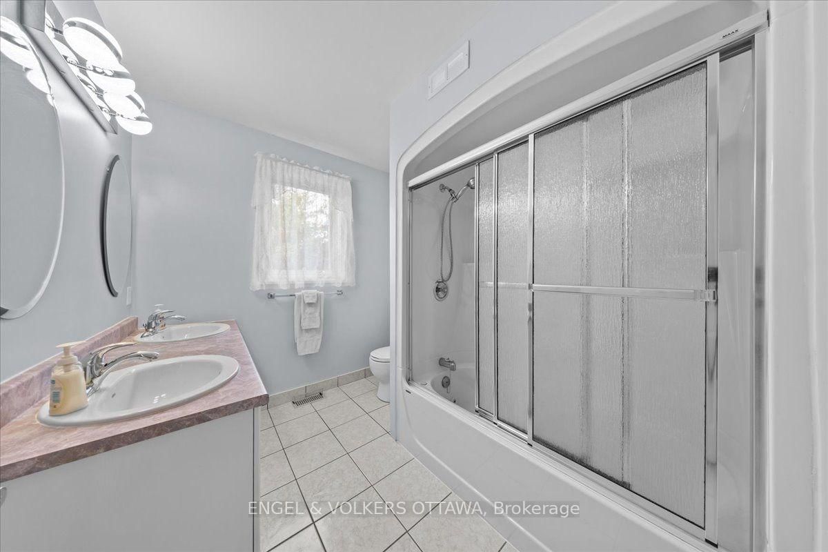 3805 Big Rideau Lake Road • Rideau Lakes, ON photo 27