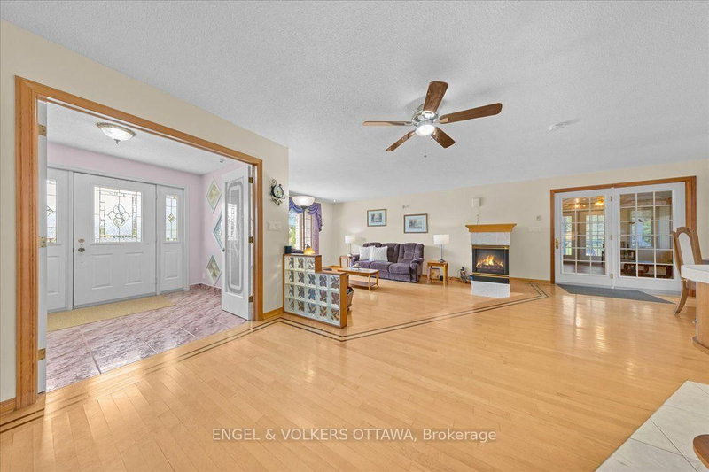 3805 Big Rideau Lake Road