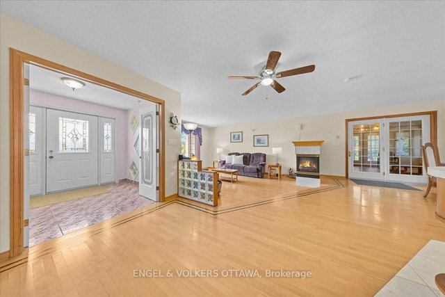 3805 Big Rideau Lake Road