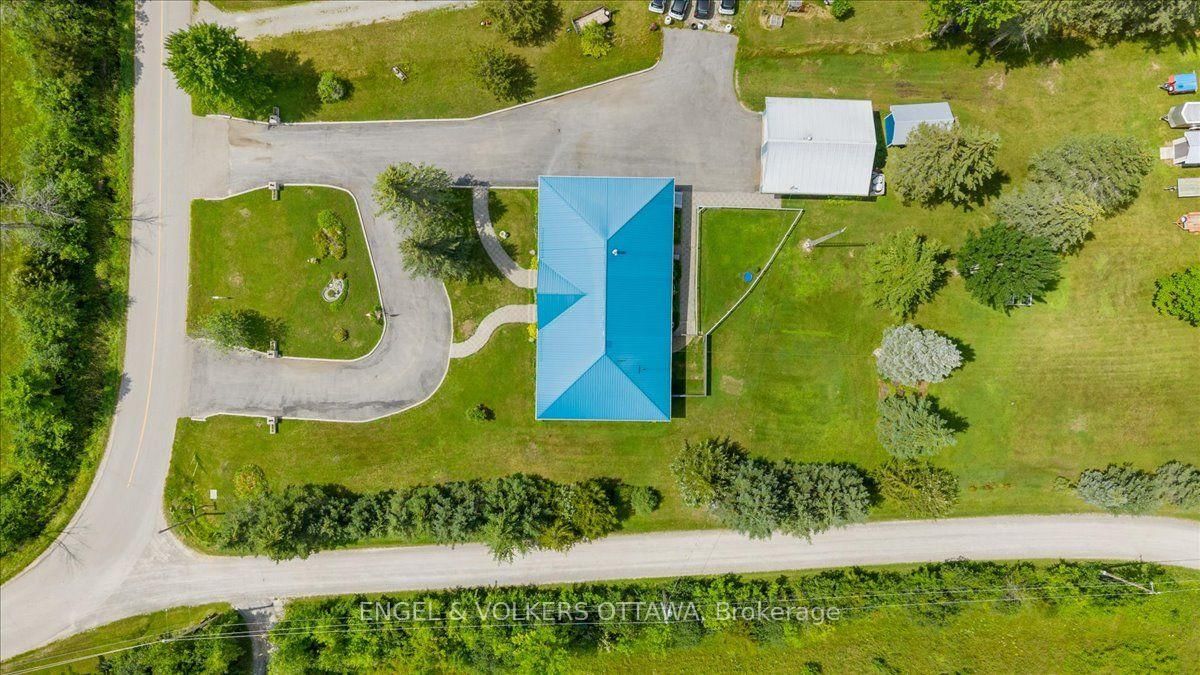 3805 Big Rideau Lake Road • Rideau Lakes, ON photo 36