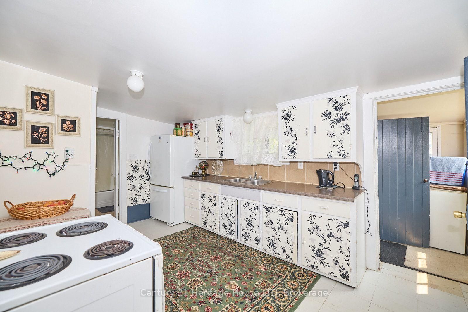 231 Dufferin Street • Fort Erie, ON photo 8