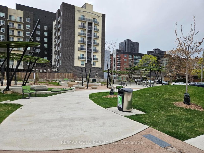 home for lease on 623-280 Lester Street
