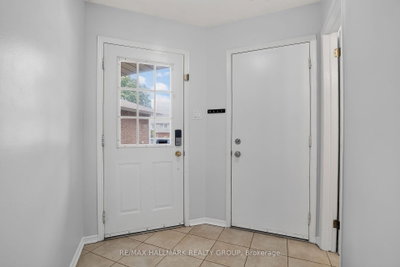 244 Huntersfield Drive — photo 6