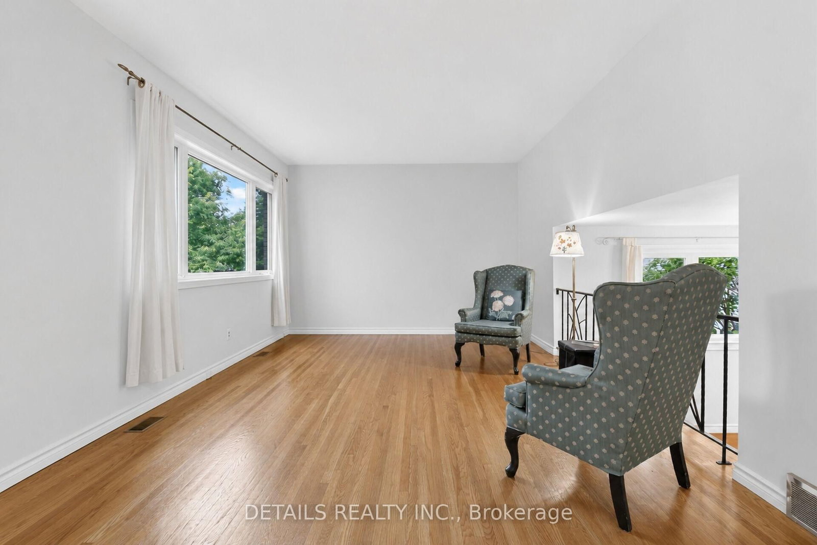 2193 Fife Crescent • Ottawa, ON photo 6