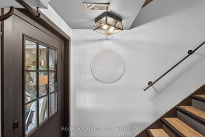 87 Sutherland Road — photo 5